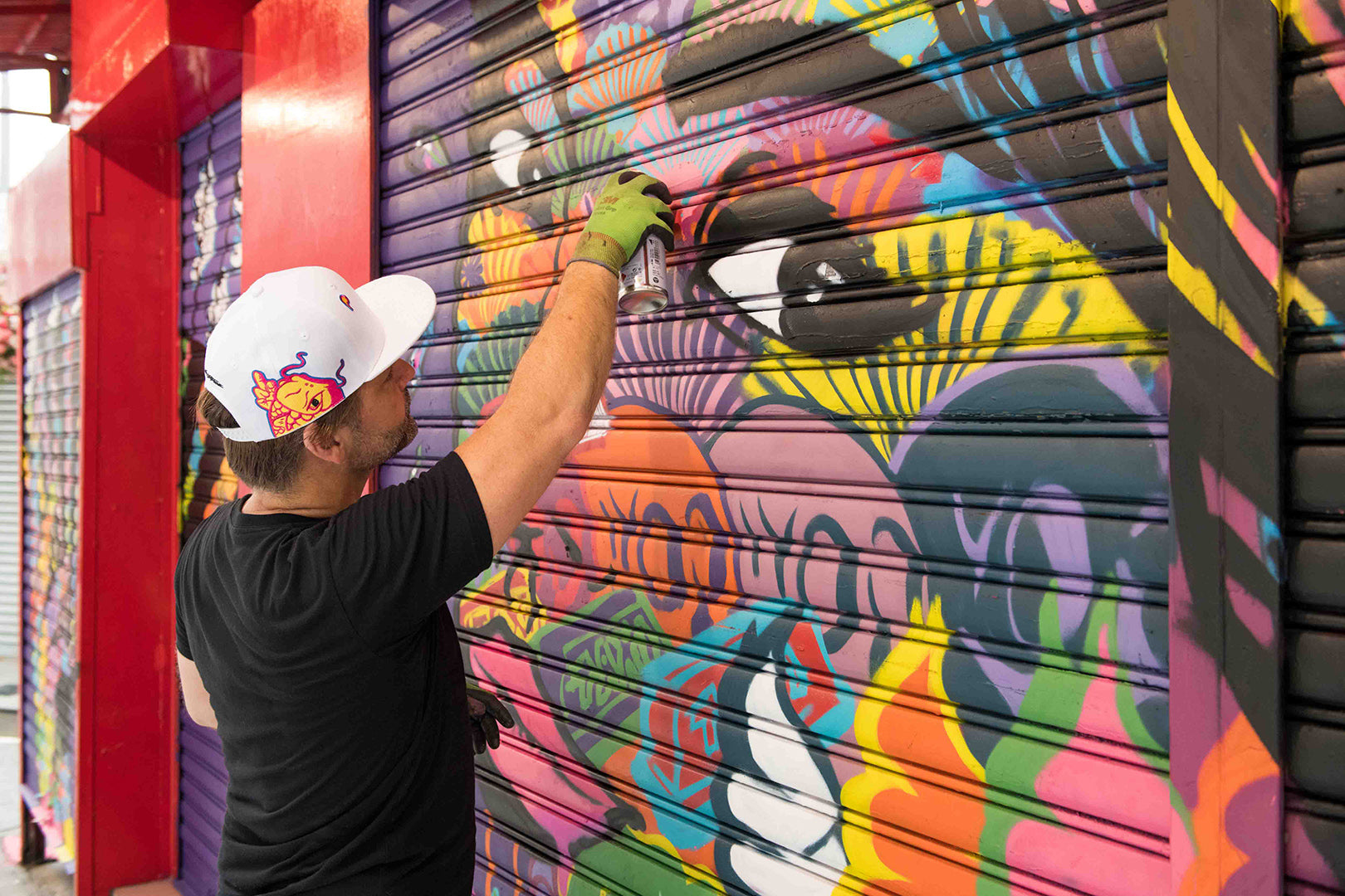 Szabotage spray painting outdoor mural street art
